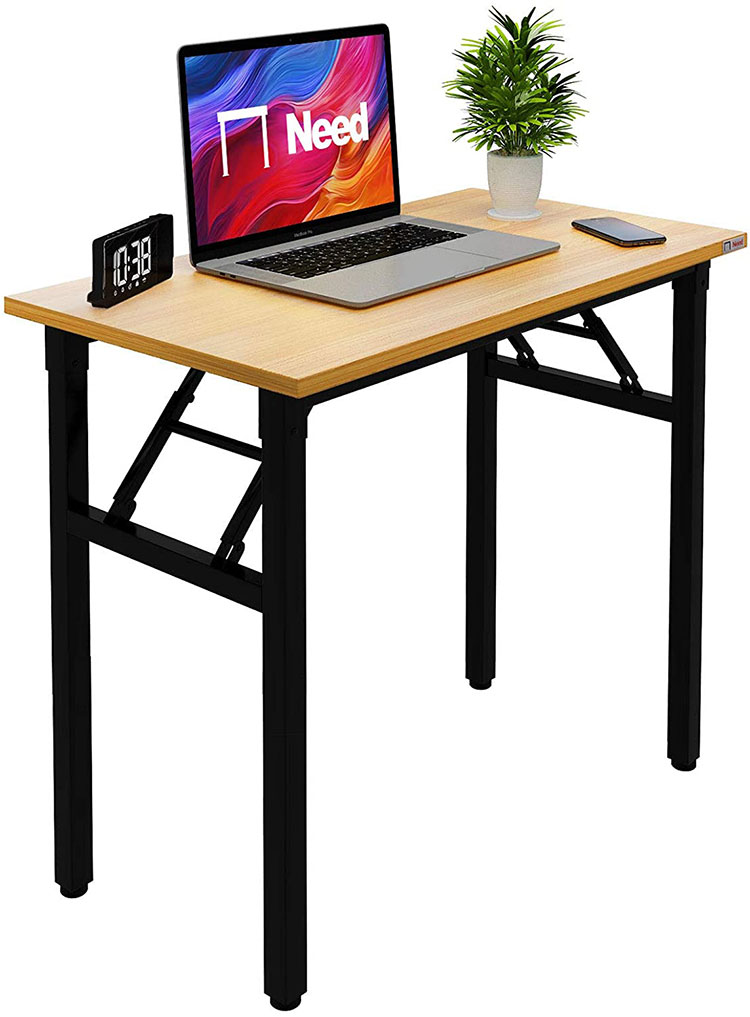 Simple foldable desk