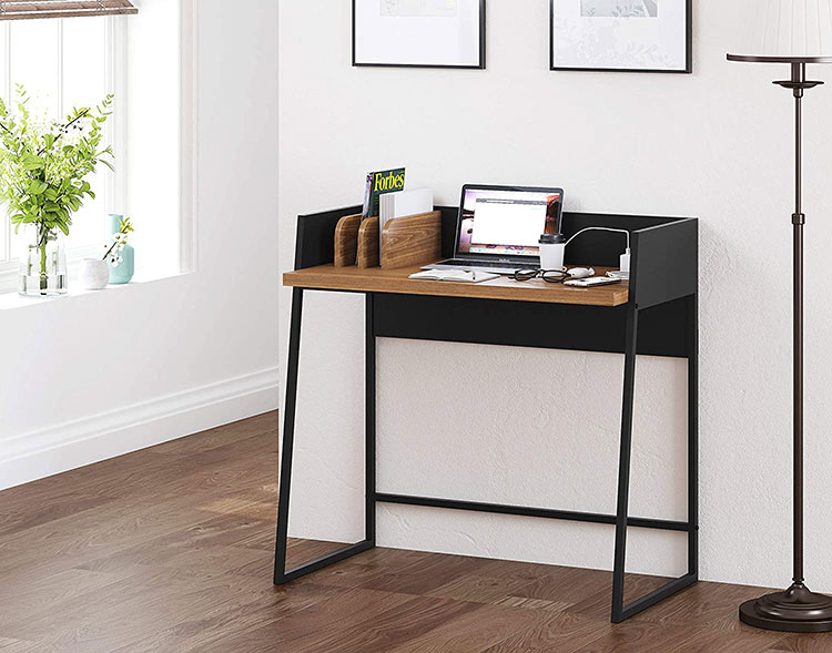 Simple rectangular desk